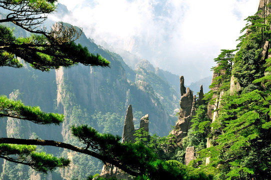 黃山奇峰