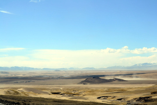 西藏风光 高原上的沙漠