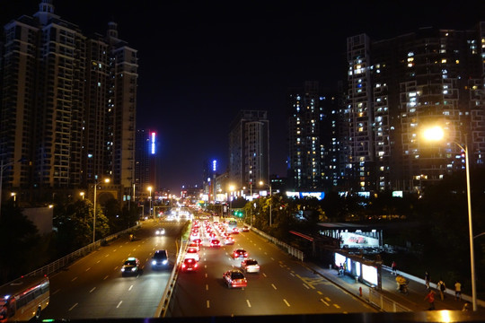 深圳建筑群夜景