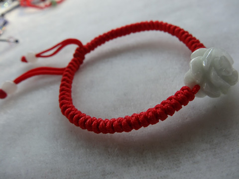 手绳 红绳 玉花朵