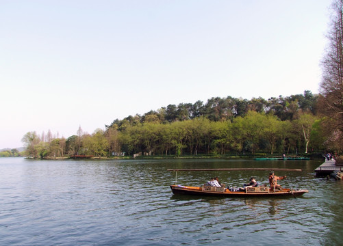 西湖 杨公堤 春季 夕阳 游船