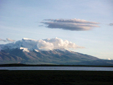 西藏纳木那尼峰