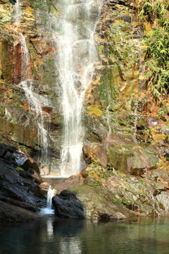 广东肇庆鼎湖山飞水潭