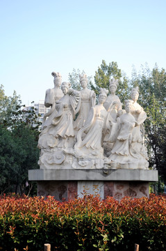 七仙女雕塑 公园景观