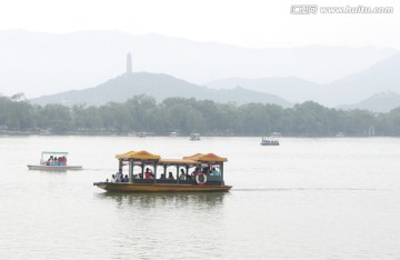 北京颐和园 远眺玉泉山