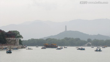 北京颐和园 远眺玉泉山佛塔