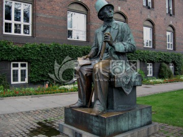 丹麦哥本哈根 安徒生塑像