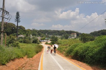 马峦山村