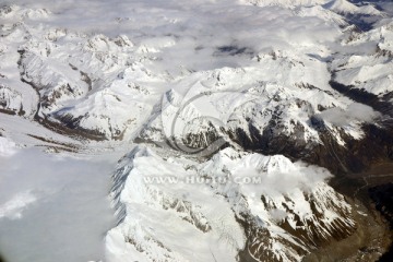 雪山 峡谷 冰川