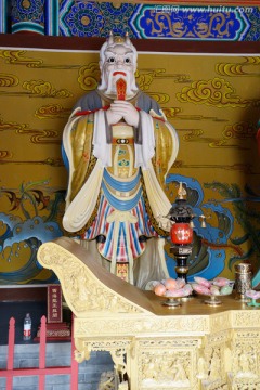 蓬莱三仙山龙王庙西海龙王塑像