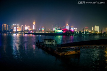 青岛夜景 青岛大剧院