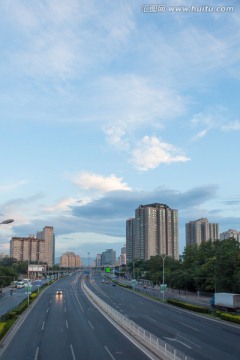 北京清晨道路