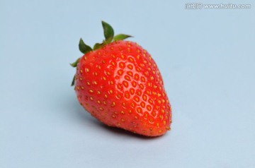 一个草莓