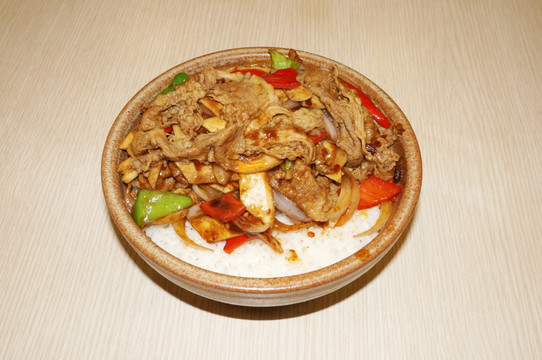 牛肉饭