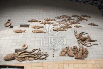 建筑外墙雕像 海洋动物