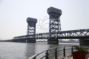 海门大桥 直升式钢结构跨河桥