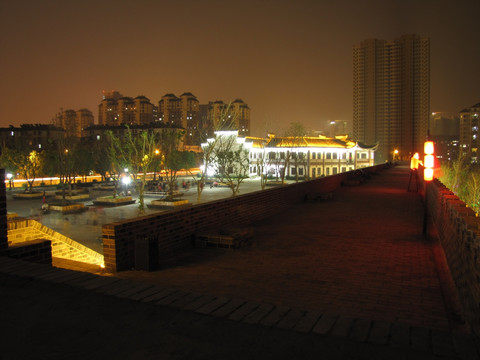 城墙夜色 休闲主题公园