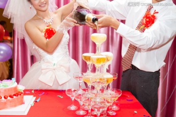 婚礼仪式 倒香槟