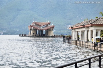 西昌邛海风光