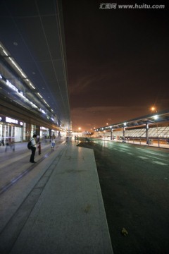 虹桥火车站 交通枢纽 夜景