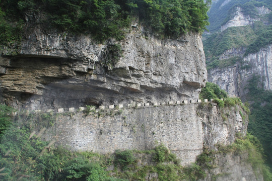 张家界天门山盘山公路