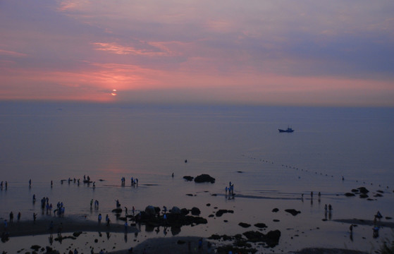 鸽子窝公园日出 赶海拾贝 天空