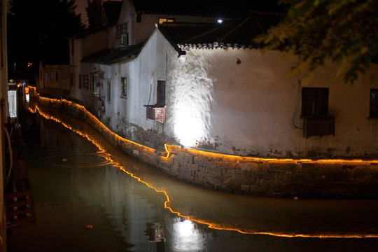 苏州七里山塘街 夜景 江南建筑