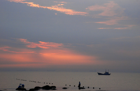 鸽子窝公园日出 赶海拾贝 天空