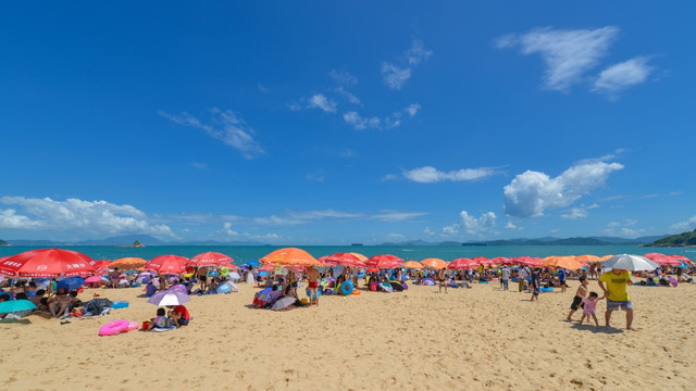 海滨游泳场