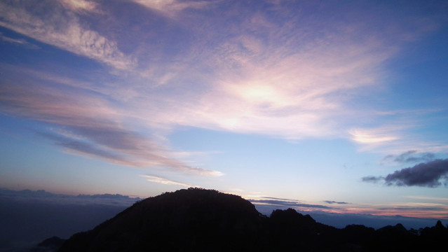 黄山 日出 蓝天白云