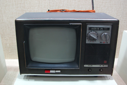 凯歌牌国产黑白电视机