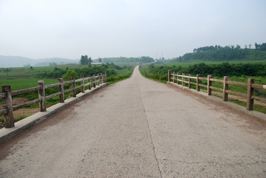 石桥山路