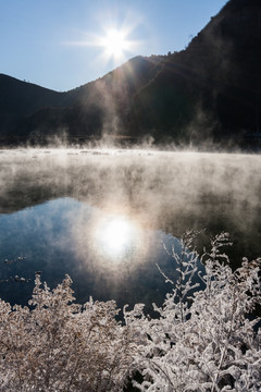 河畔秋霜 远山 星芒