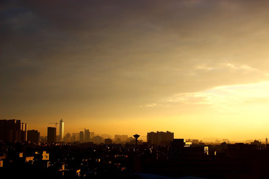 城市 早晨