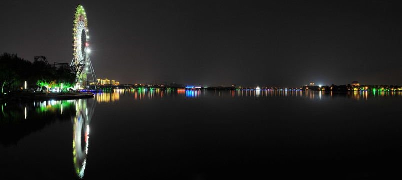 苏州金鸡湖夜景