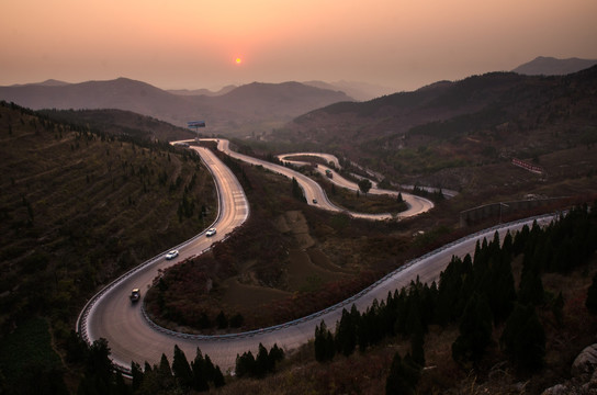 牛角岭盘山公路