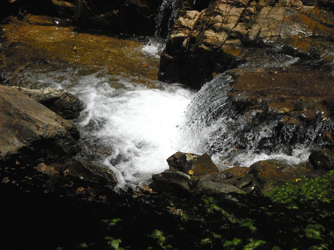 山泉水