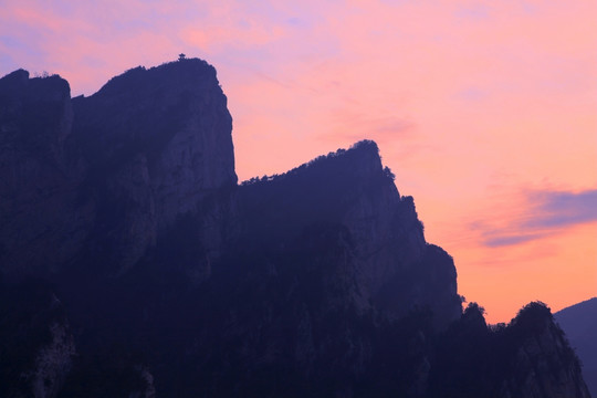 伏牛山老界岭日出风光