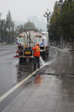 洒水车