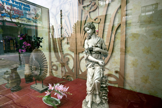 上海影视乐园 橱窗 欧式装饰