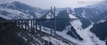 果子沟大桥 天山冬季 雪山风光