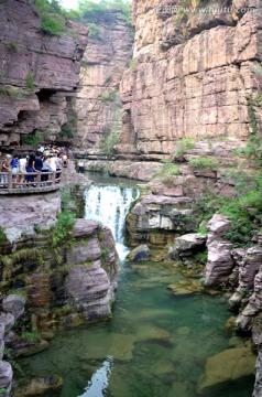 云台山风景 青山绿水  瀑布