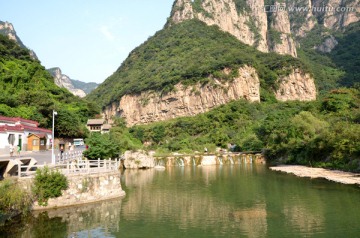 云台山风景 青山绿水