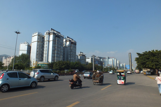 西昌 城南大道（建筑 道路）