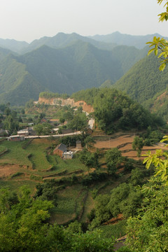 小山村