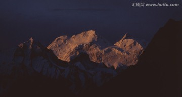 雪莲峰 天山 夏塔 木扎尔特