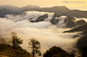 明月山云海风光