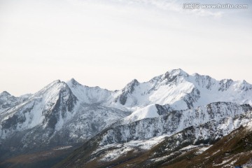 康定折多山雪山