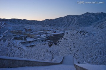 水长城雪景