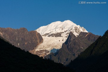 雪山晨曦